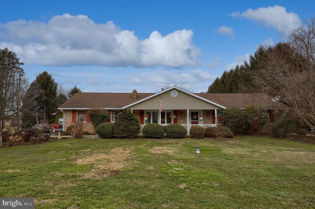 Photo of 1019 Spring Valley Road, QUARRYVILLE, PA 17566 (MLS # PALA2081470)