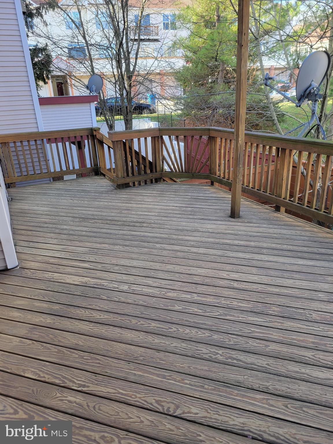 ASHBURN VILLAGE - Residential Lease