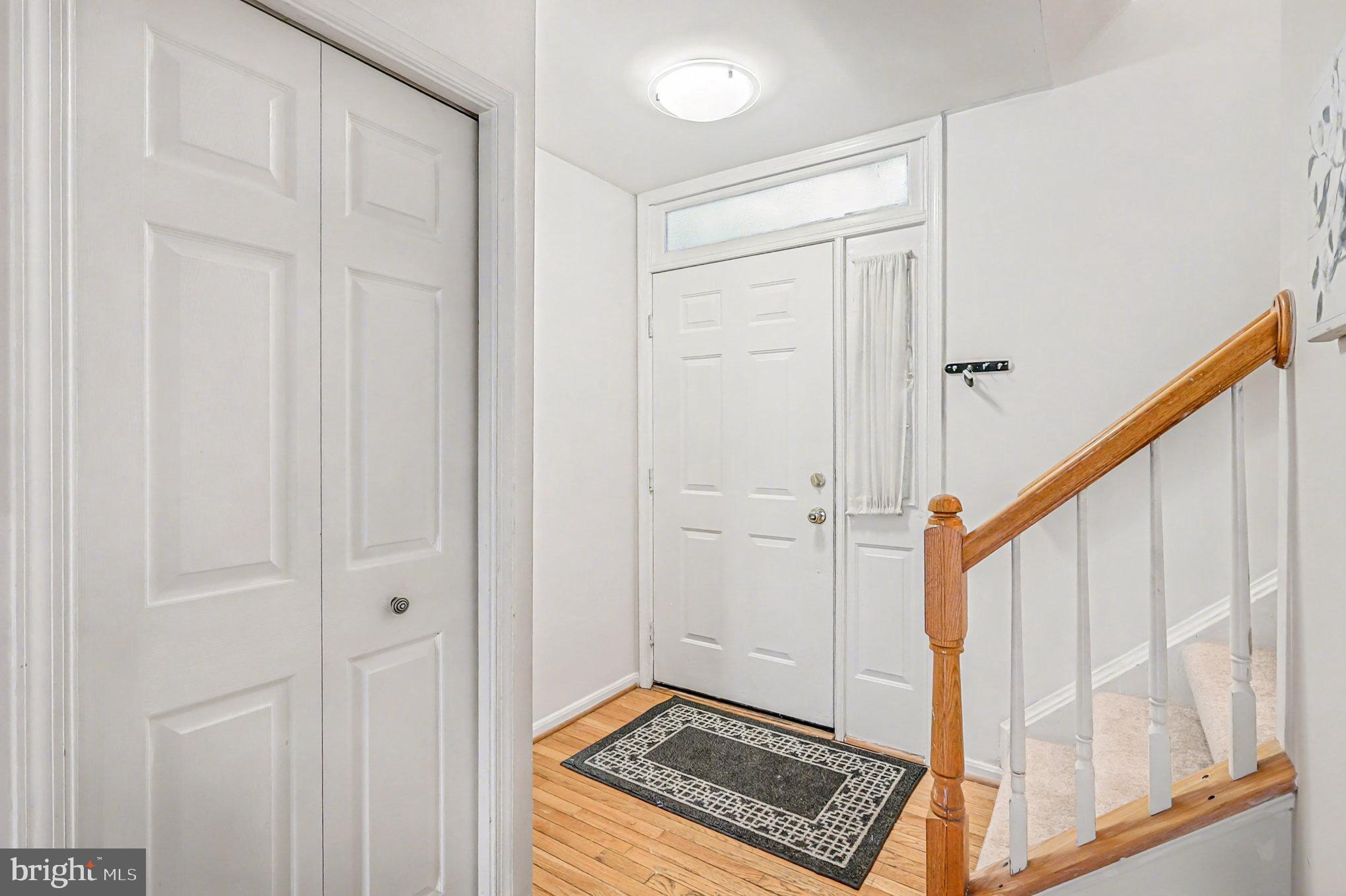 ASHBURN VILLAGE - Residential Lease