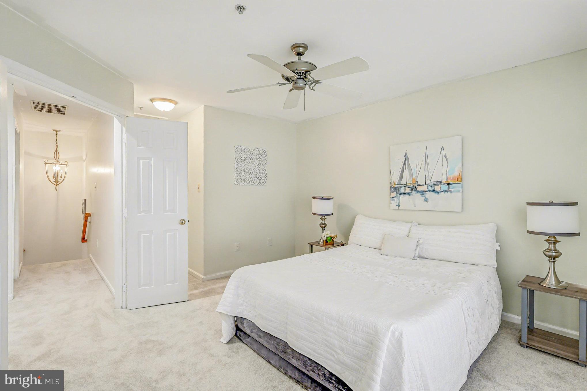 ASHBURN VILLAGE - Residential Lease