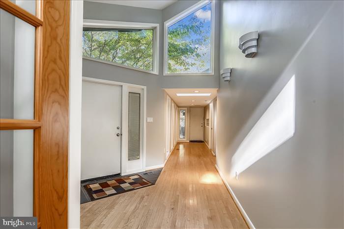 RESTON - Residential