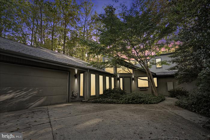 RESTON - Residential