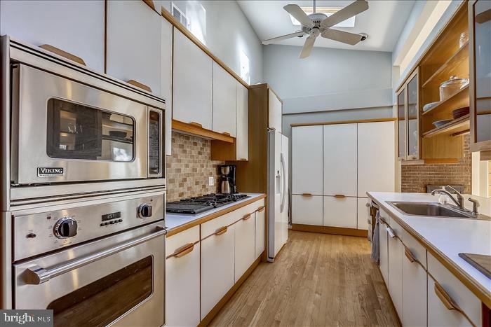 RESTON - Residential