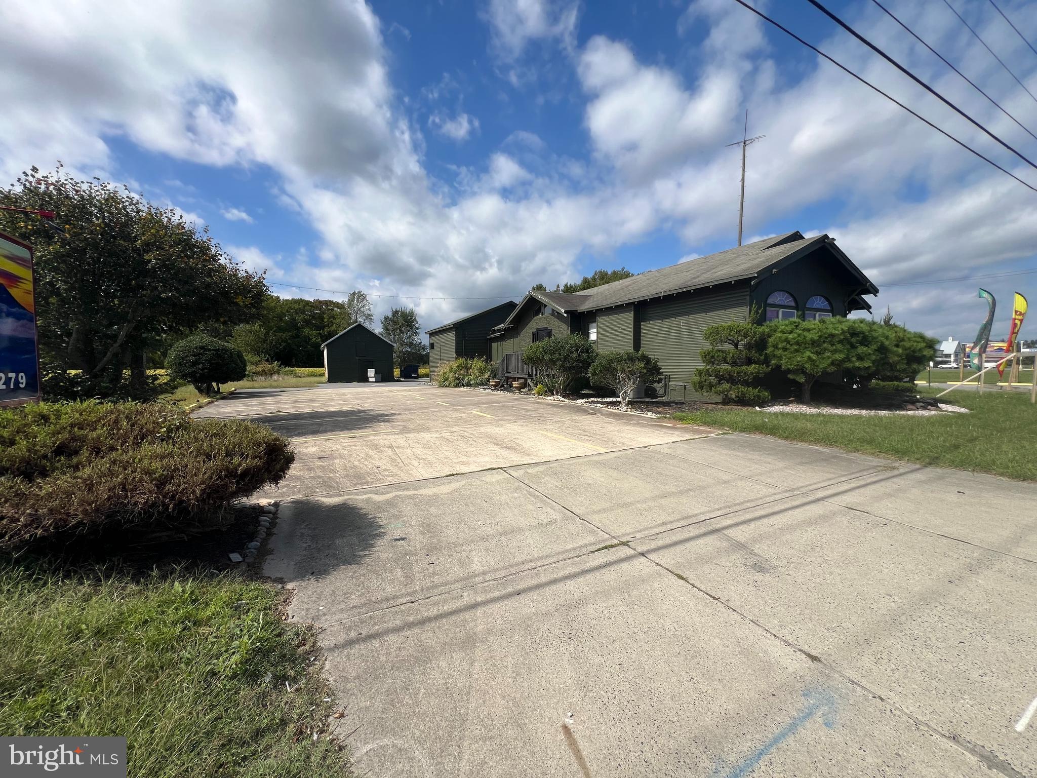 38188 DUPONT BOULEVARD