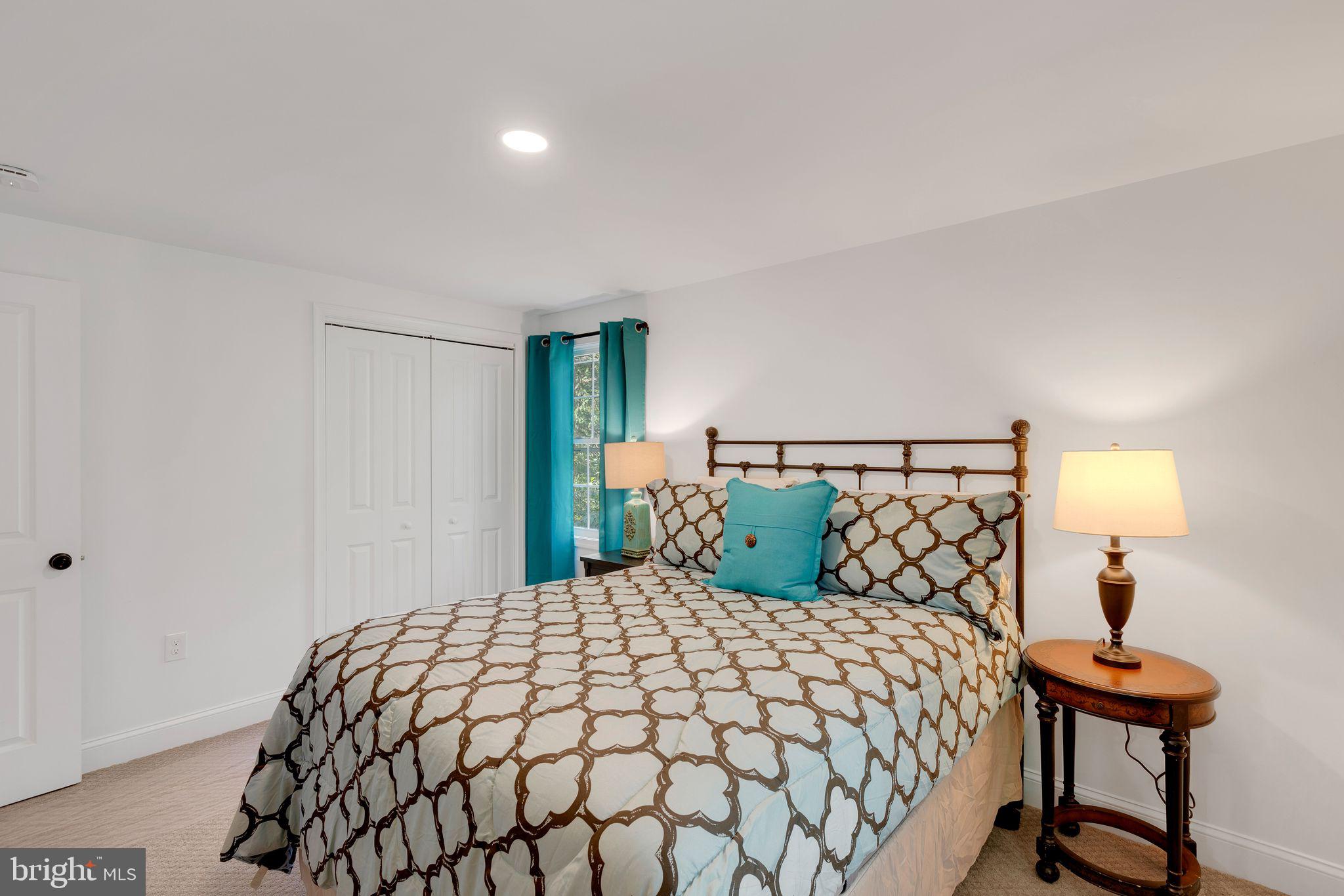 WHETSTONE - Residential