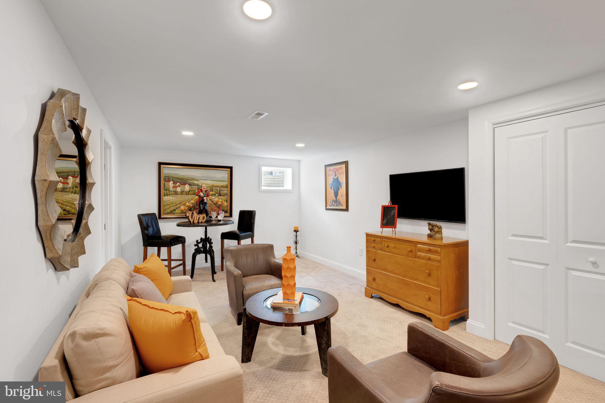 WHETSTONE - Residential
