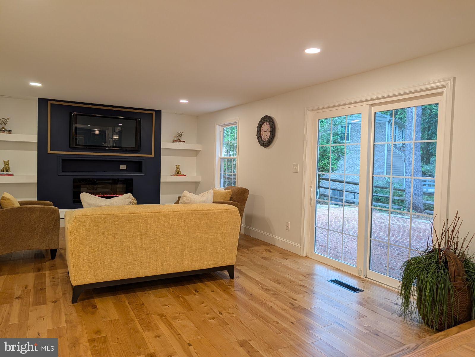 WHETSTONE - Residential