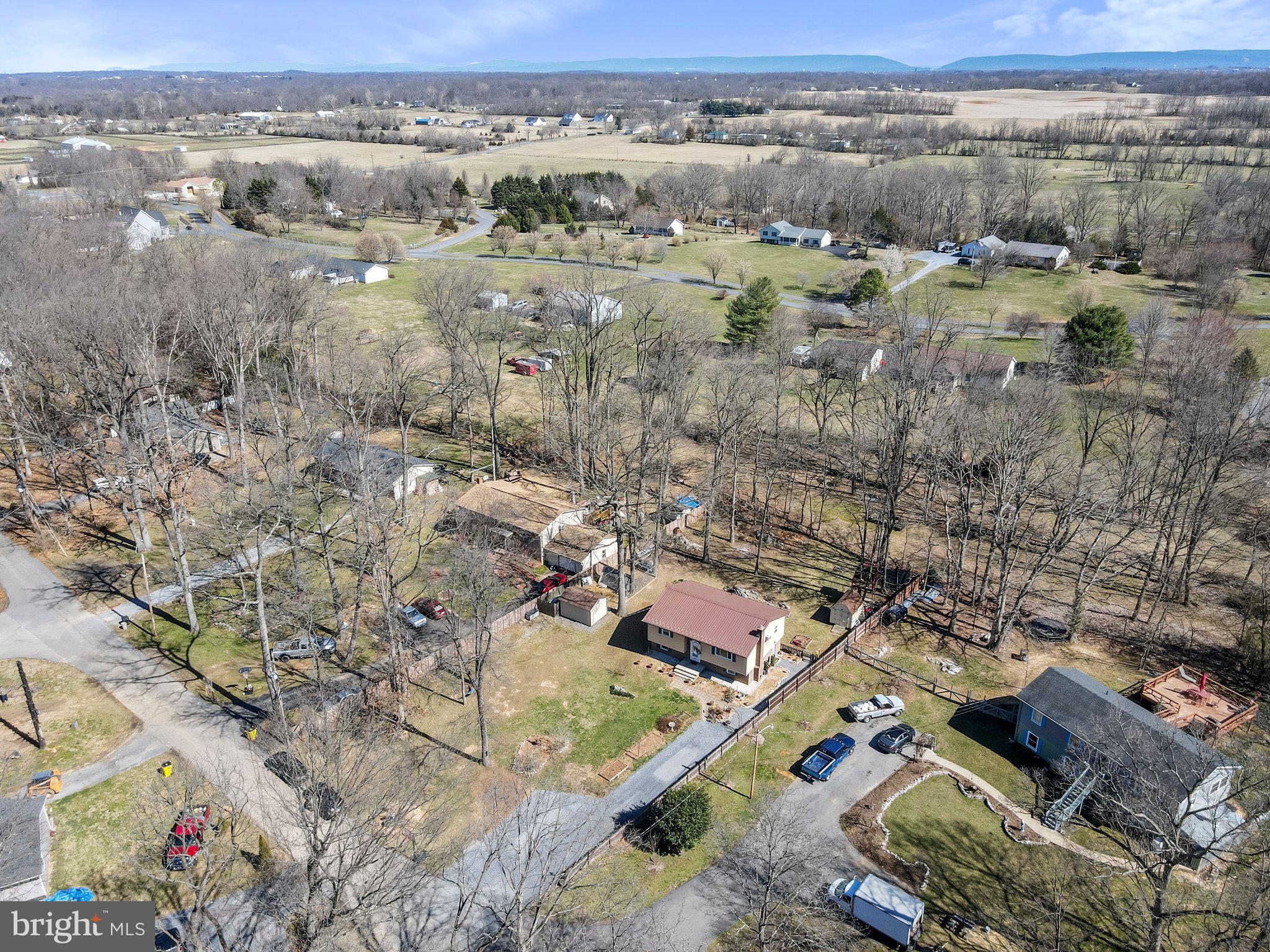 SHADY ACRES - Residential