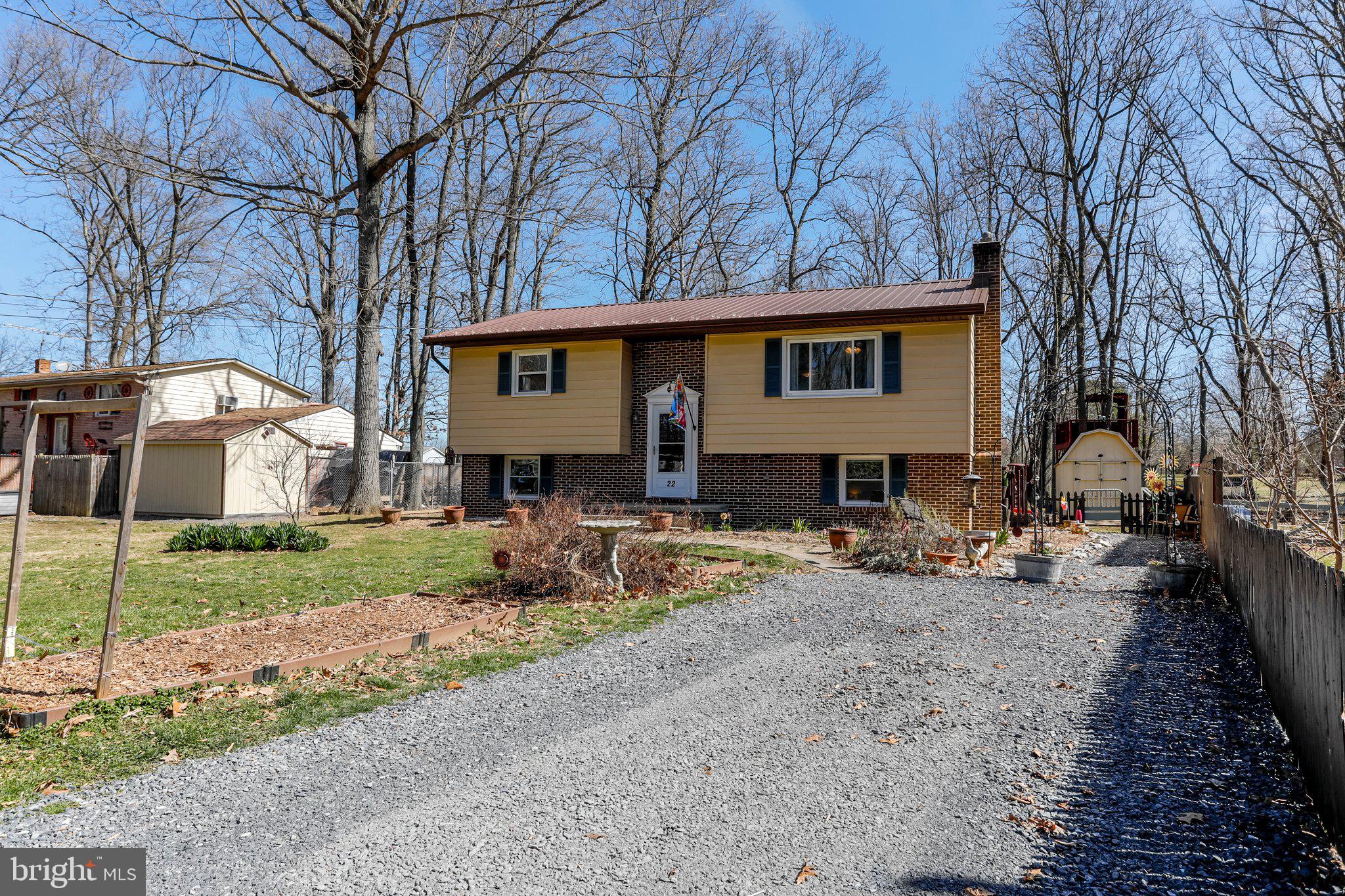 SHADY ACRES - Residential