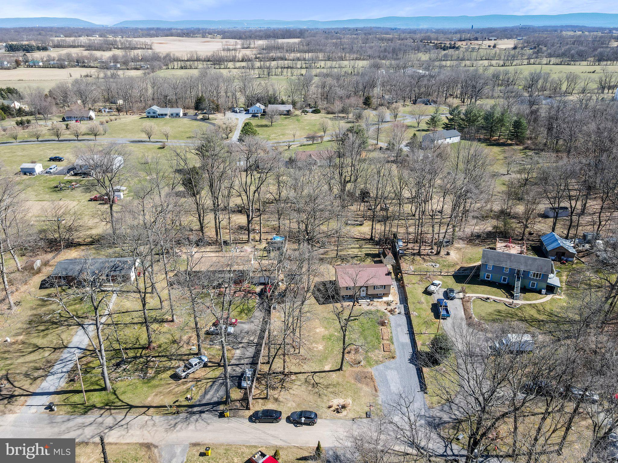 SHADY ACRES - Residential