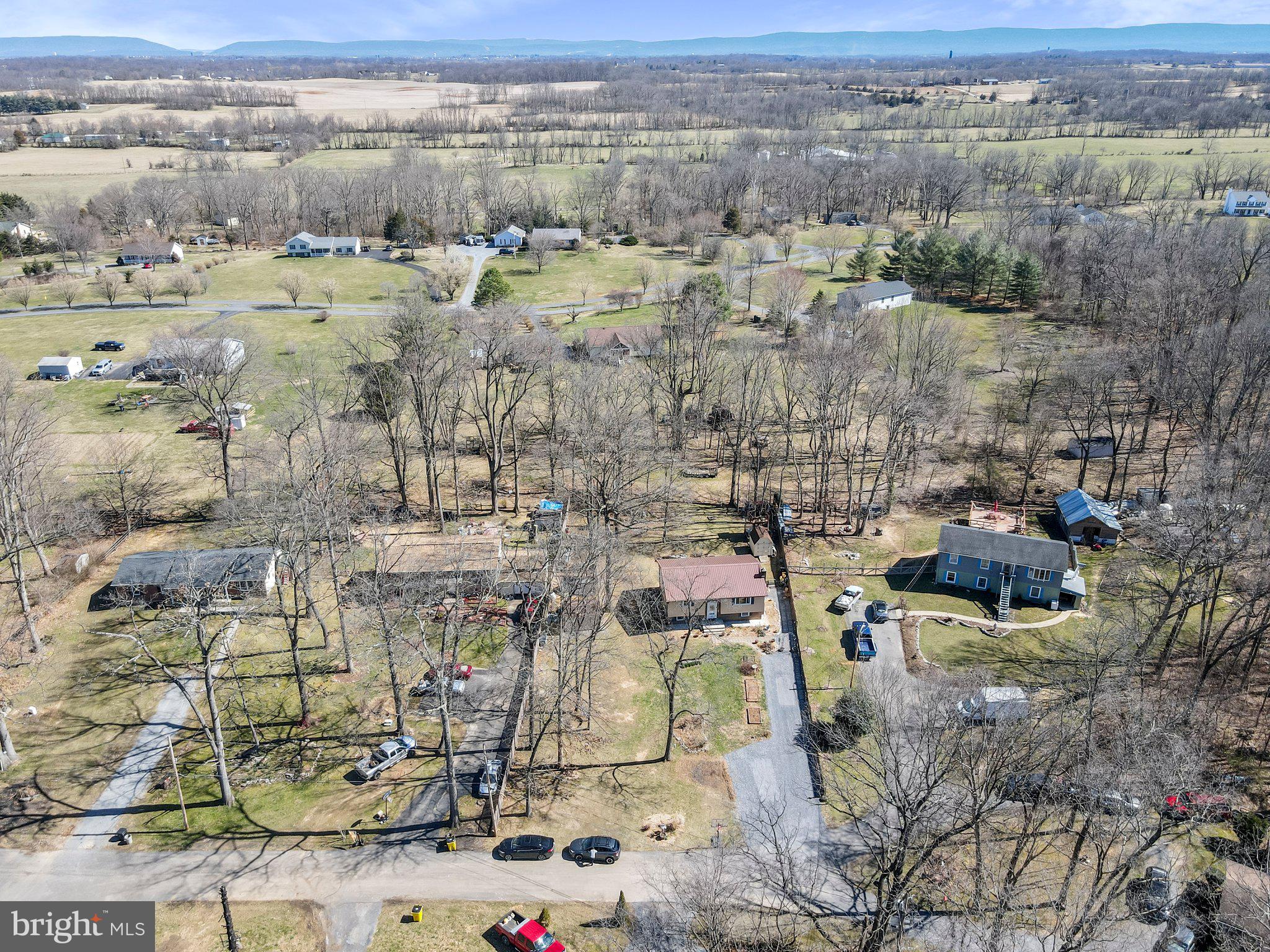 SHADY ACRES - Residential