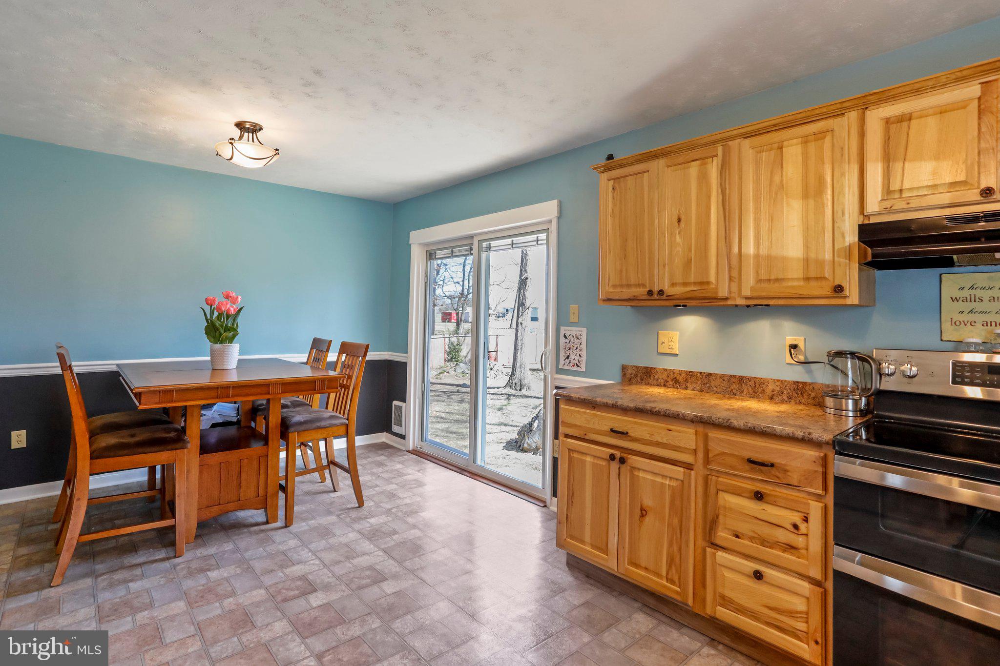 SHADY ACRES - Residential