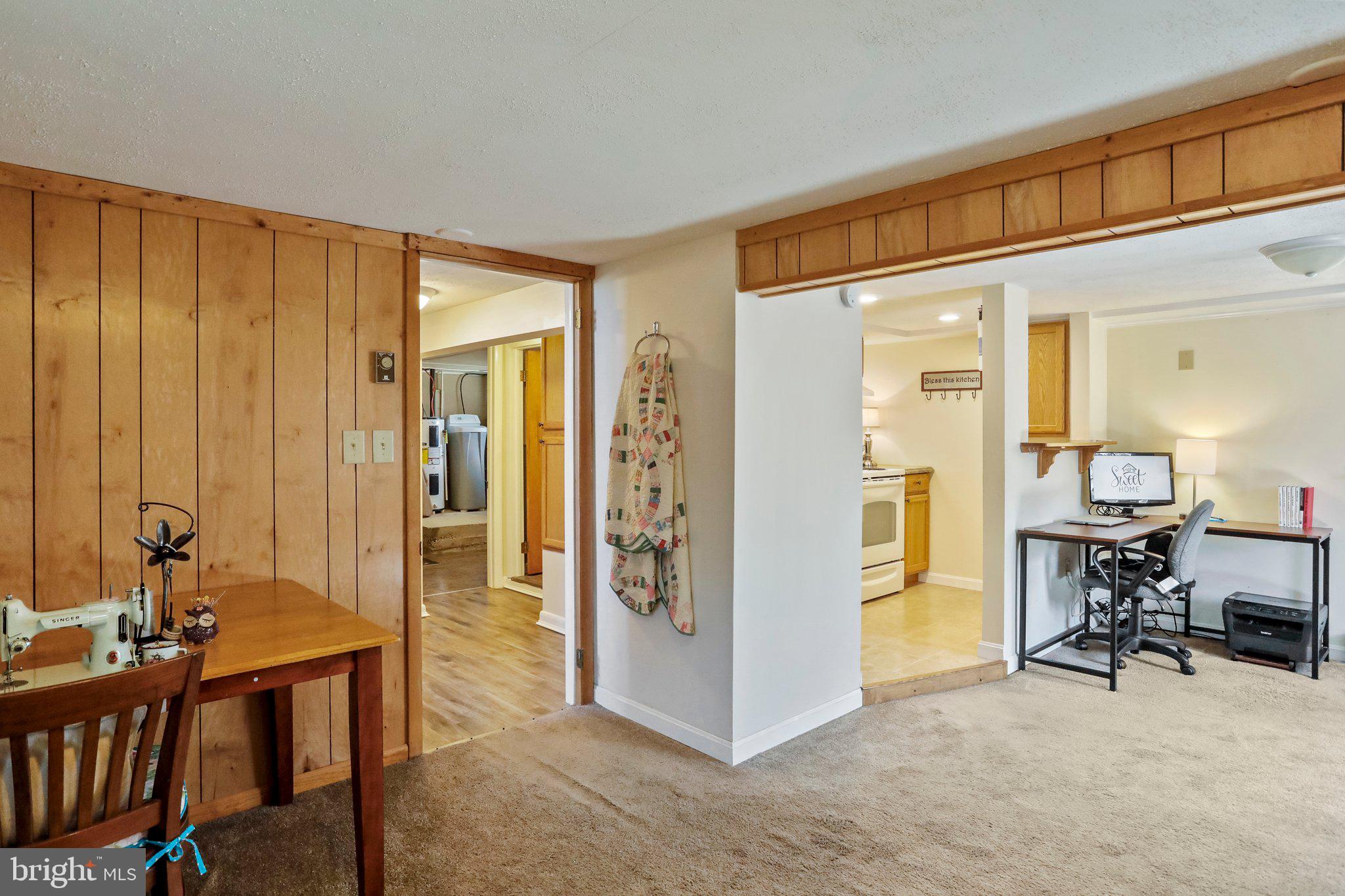 SHADY ACRES - Residential