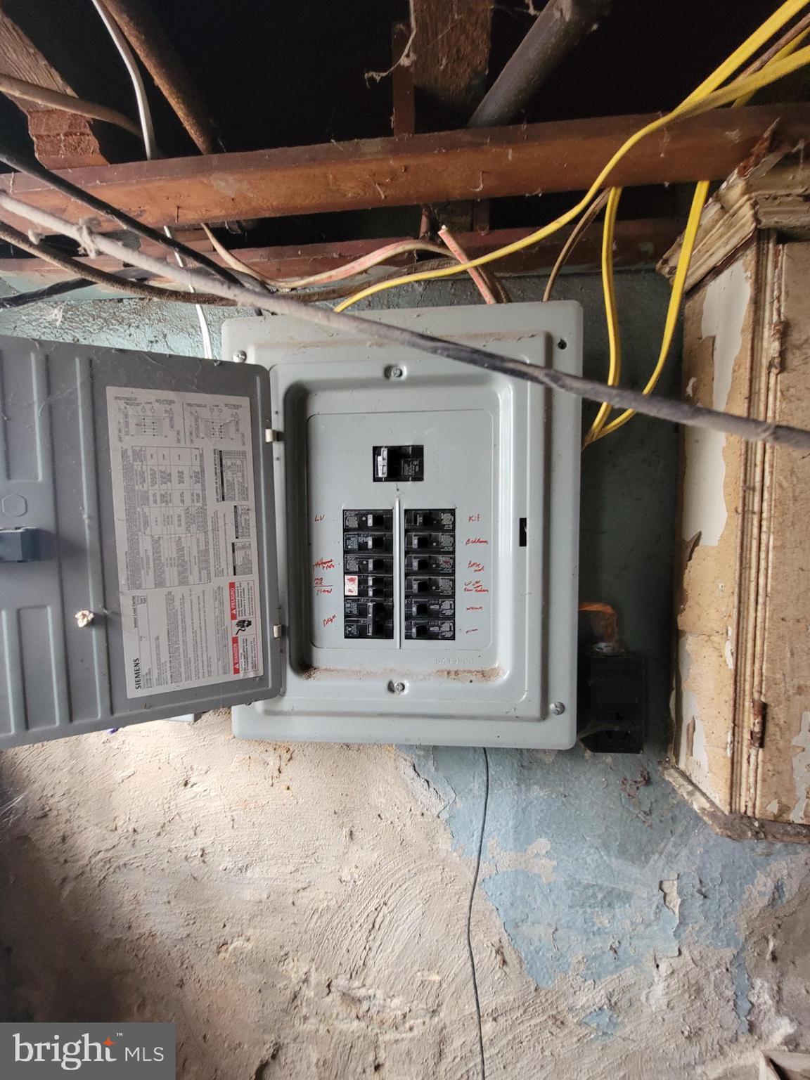 POINT BREEZE - Residential