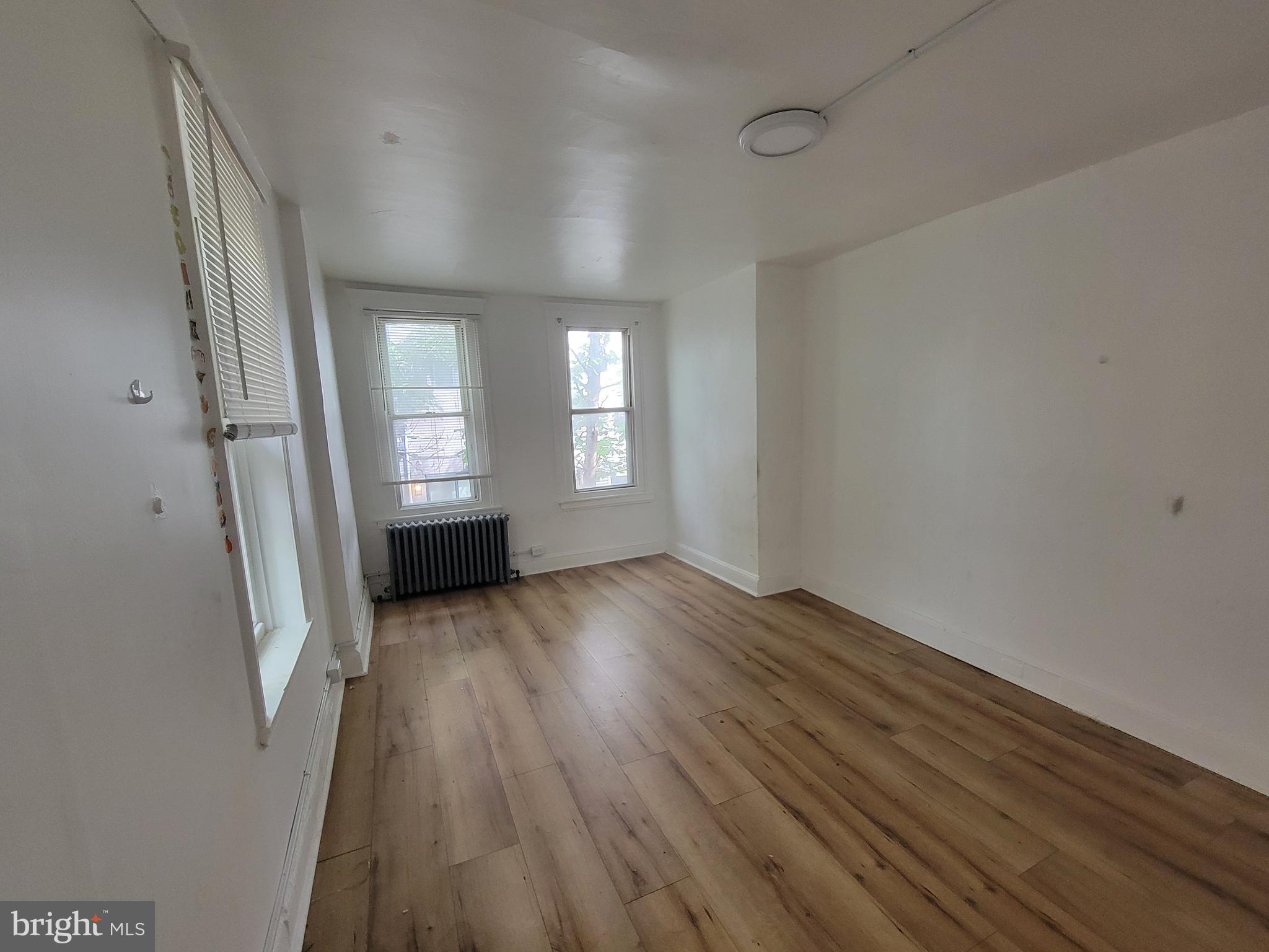 POINT BREEZE - Residential