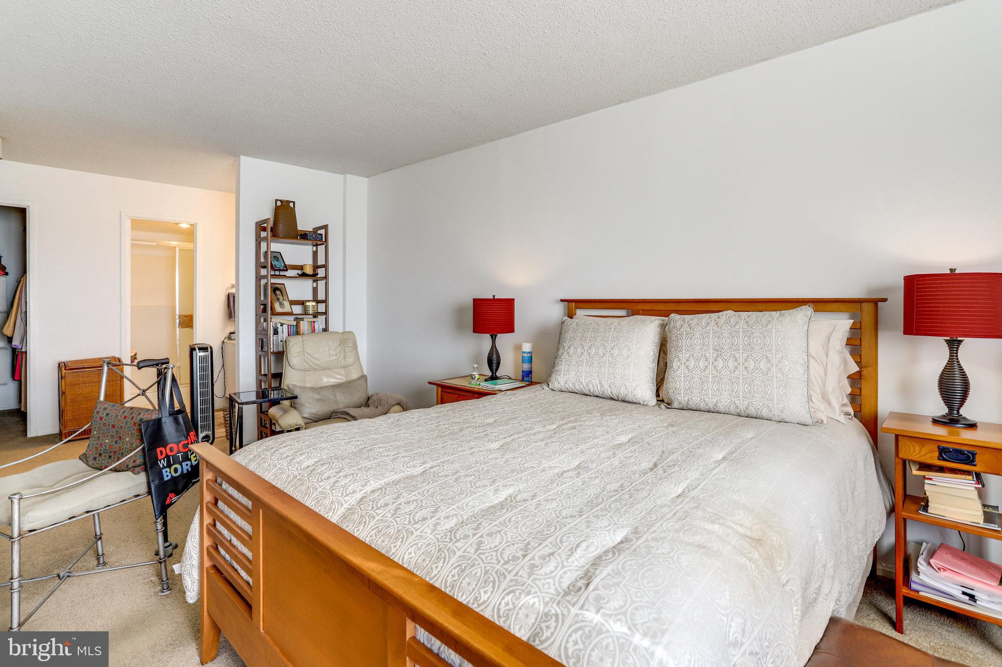 WATERGATE AT LANDMARK - Residential