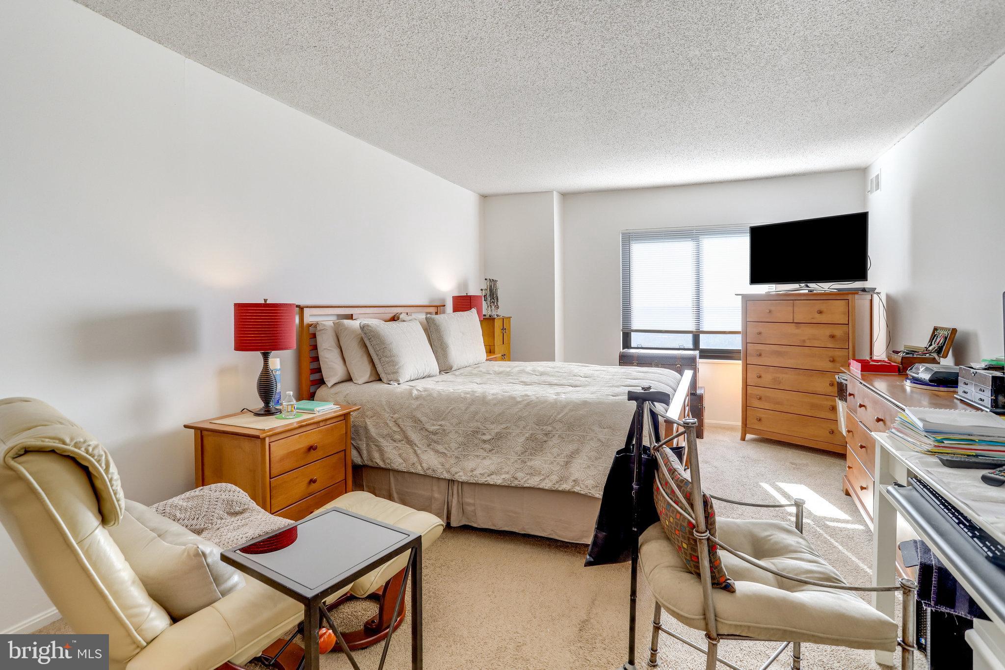 WATERGATE AT LANDMARK - Residential