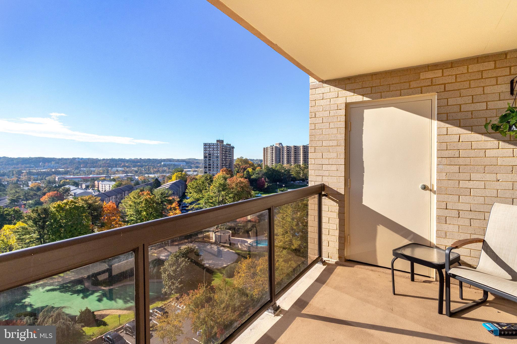 WATERGATE AT LANDMARK - Residential