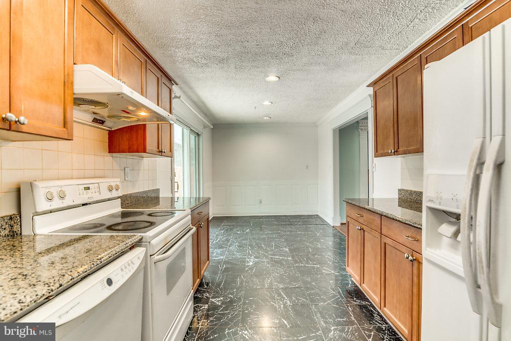 FAIRFIELD - Residential Lease