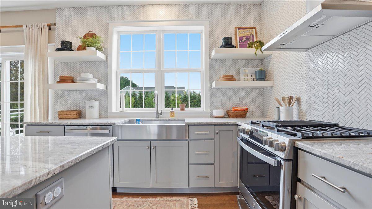 BALLY SPRINGS - Residential