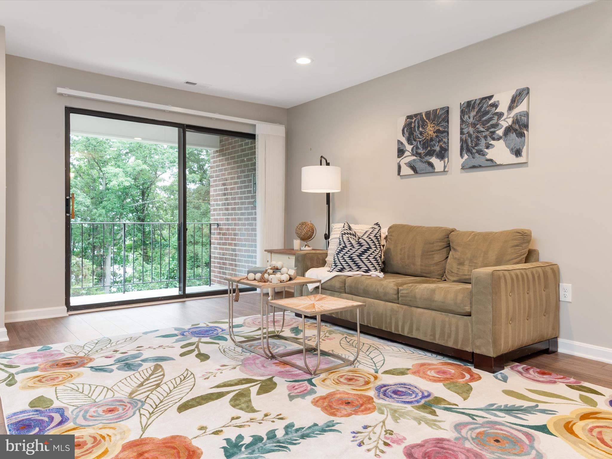 CLIPPER CAY - Residential