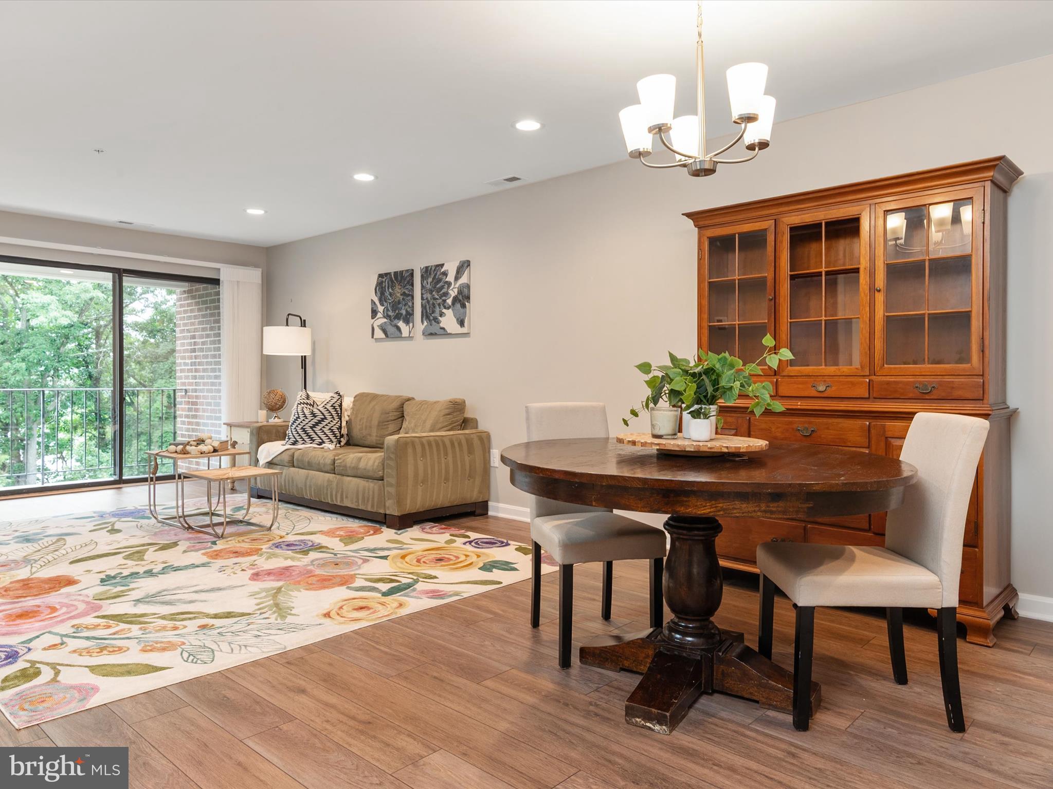 CLIPPER CAY - Residential