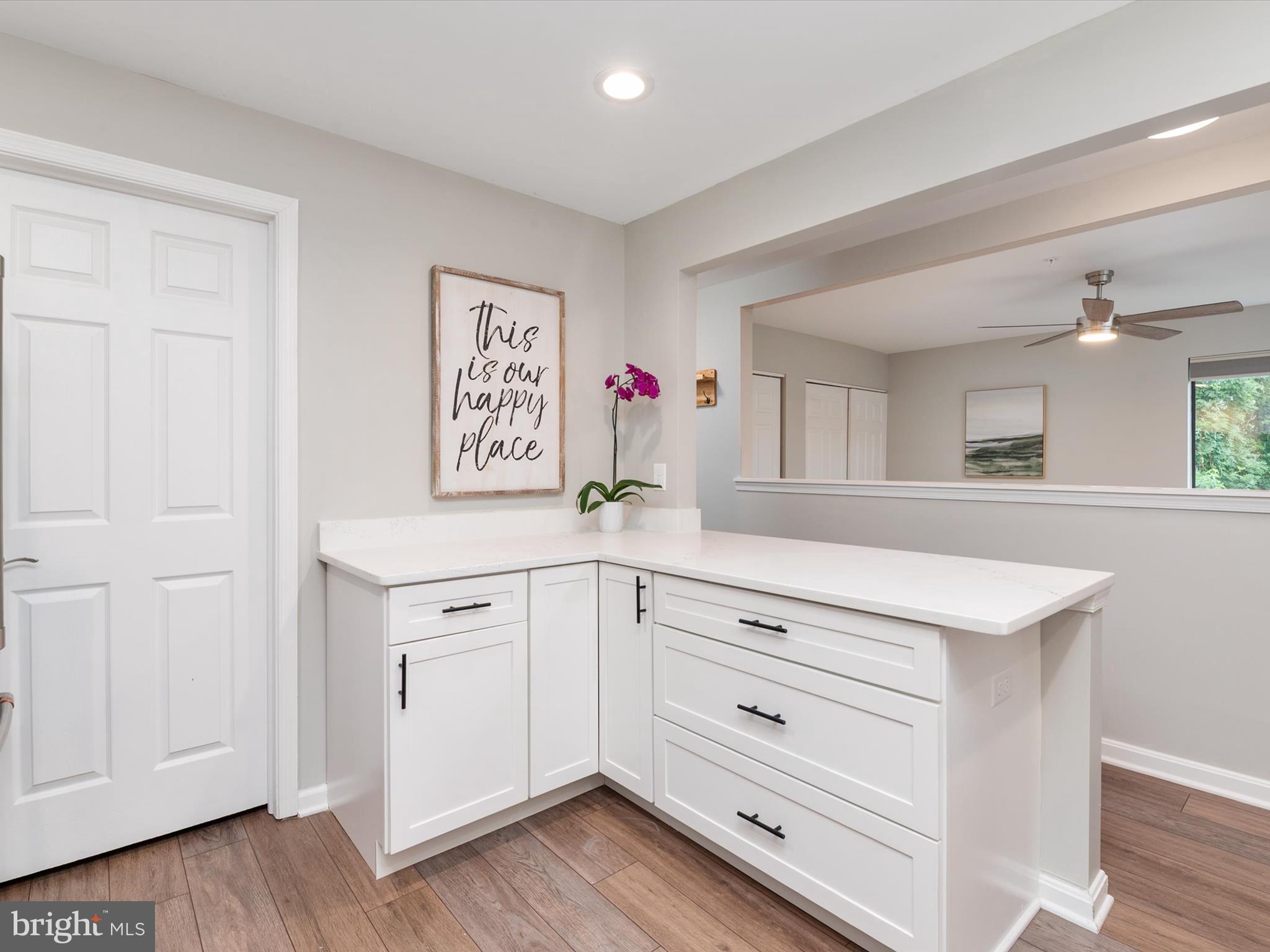 CLIPPER CAY - Residential