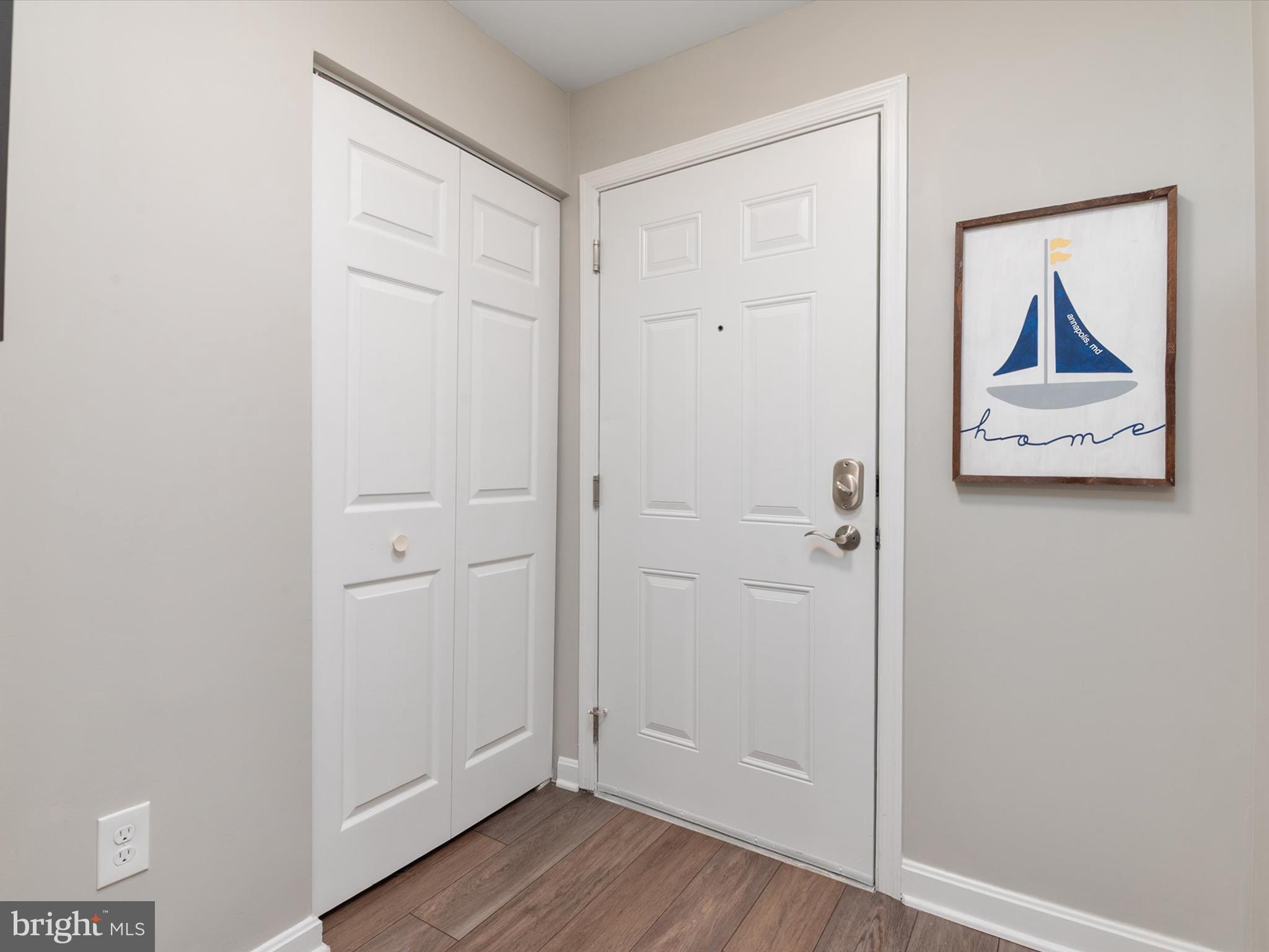 CLIPPER CAY - Residential