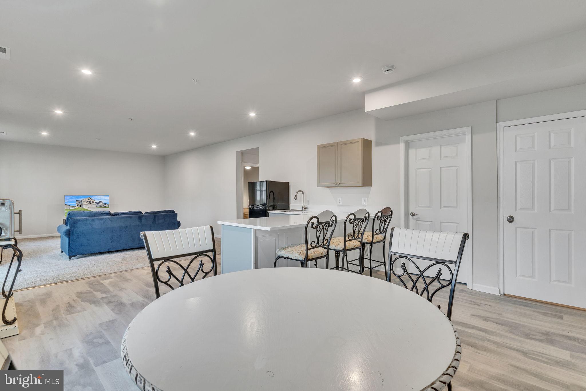 CLARK'S REST - Residential Lease