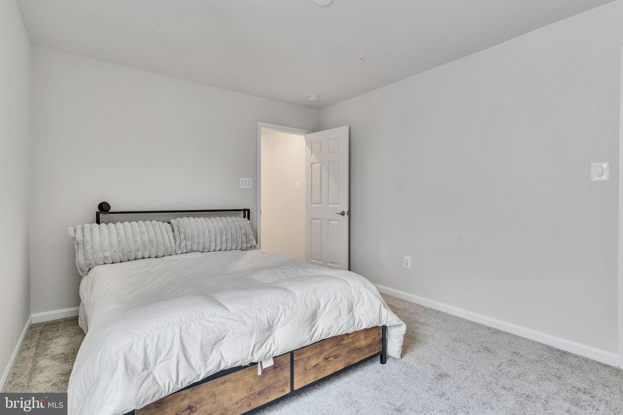 CLARK'S REST - Residential Lease