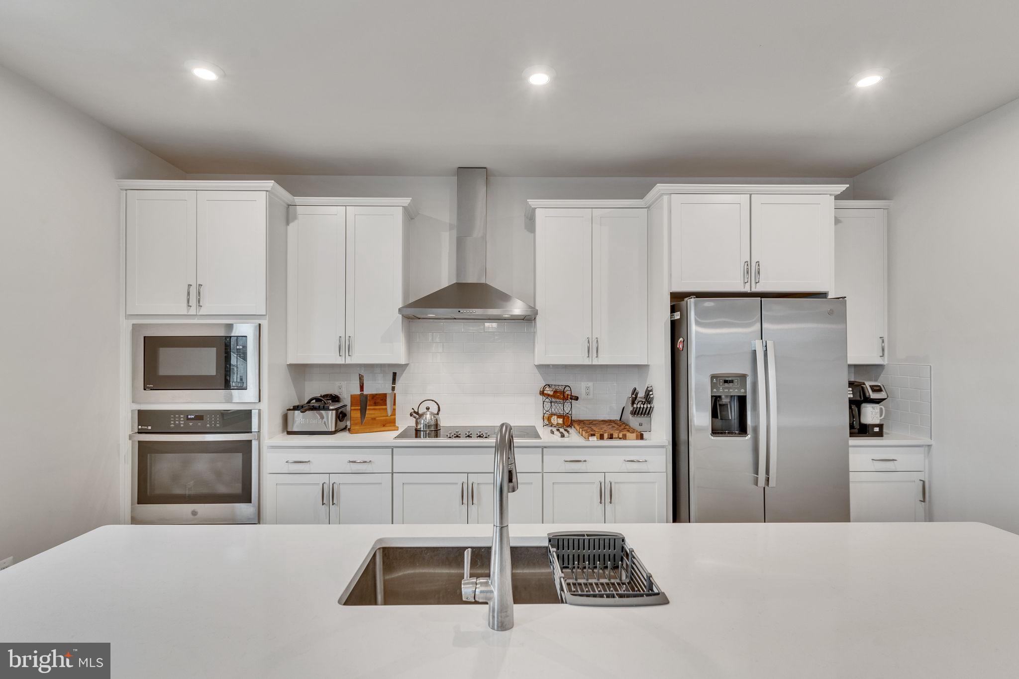 CLARK'S REST - Residential Lease