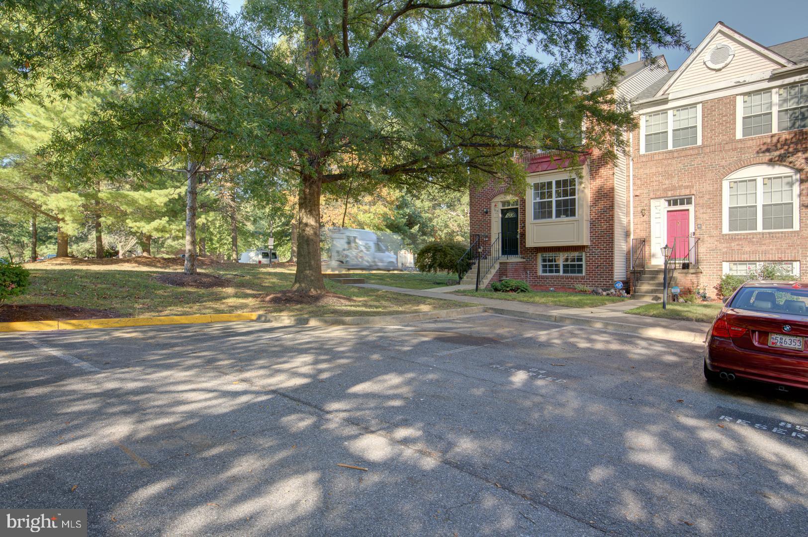 WOODVIEW VILLAGE - Residential