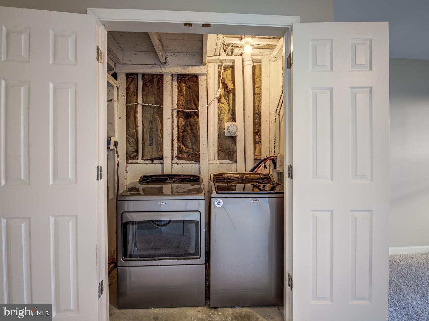 WOODVIEW VILLAGE - Residential