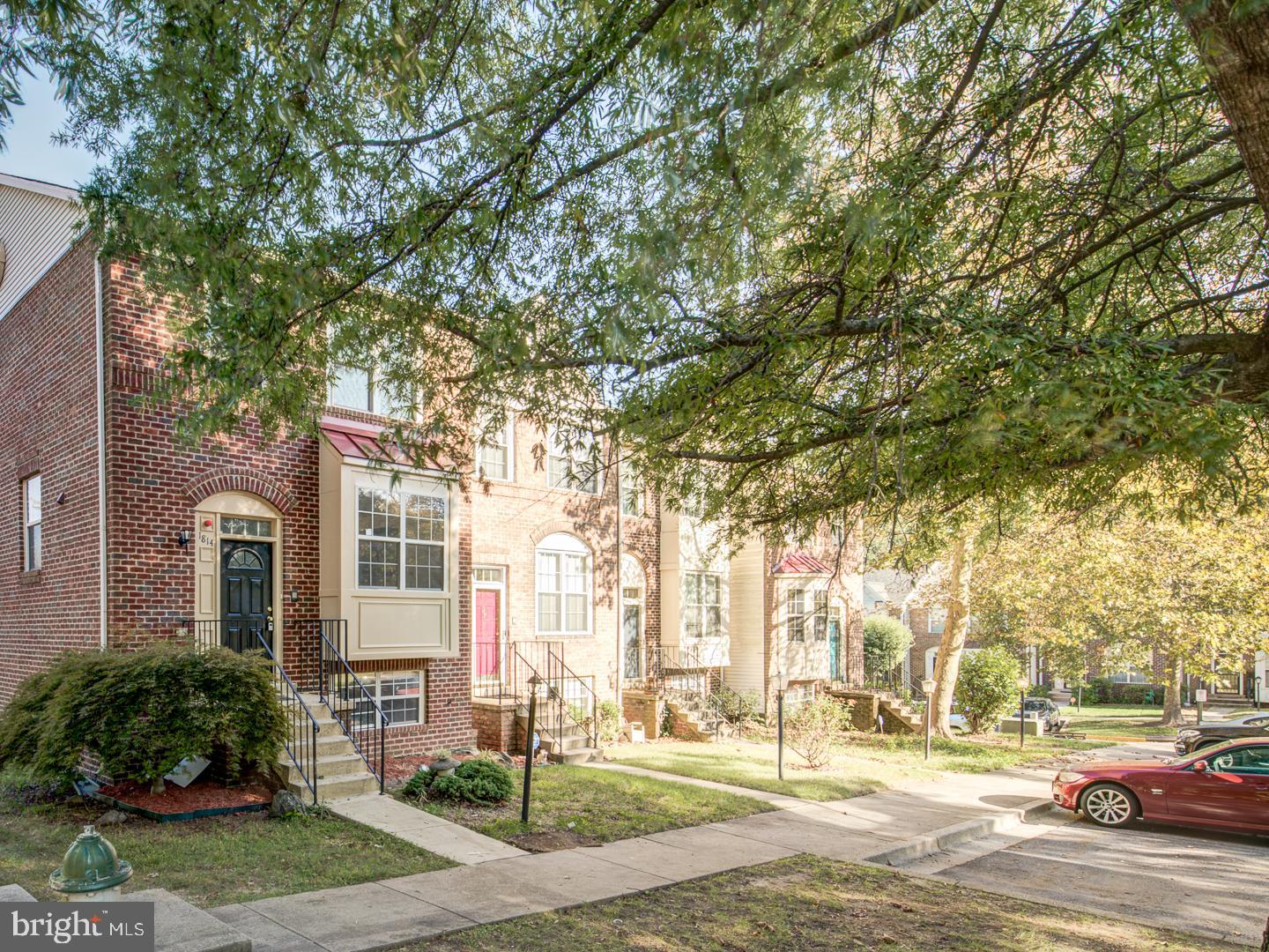 WOODVIEW VILLAGE - Residential