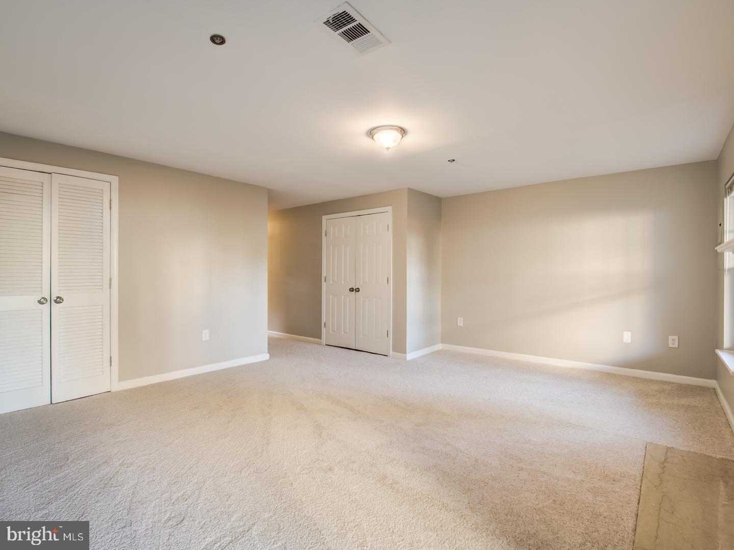 WOODVIEW VILLAGE - Residential