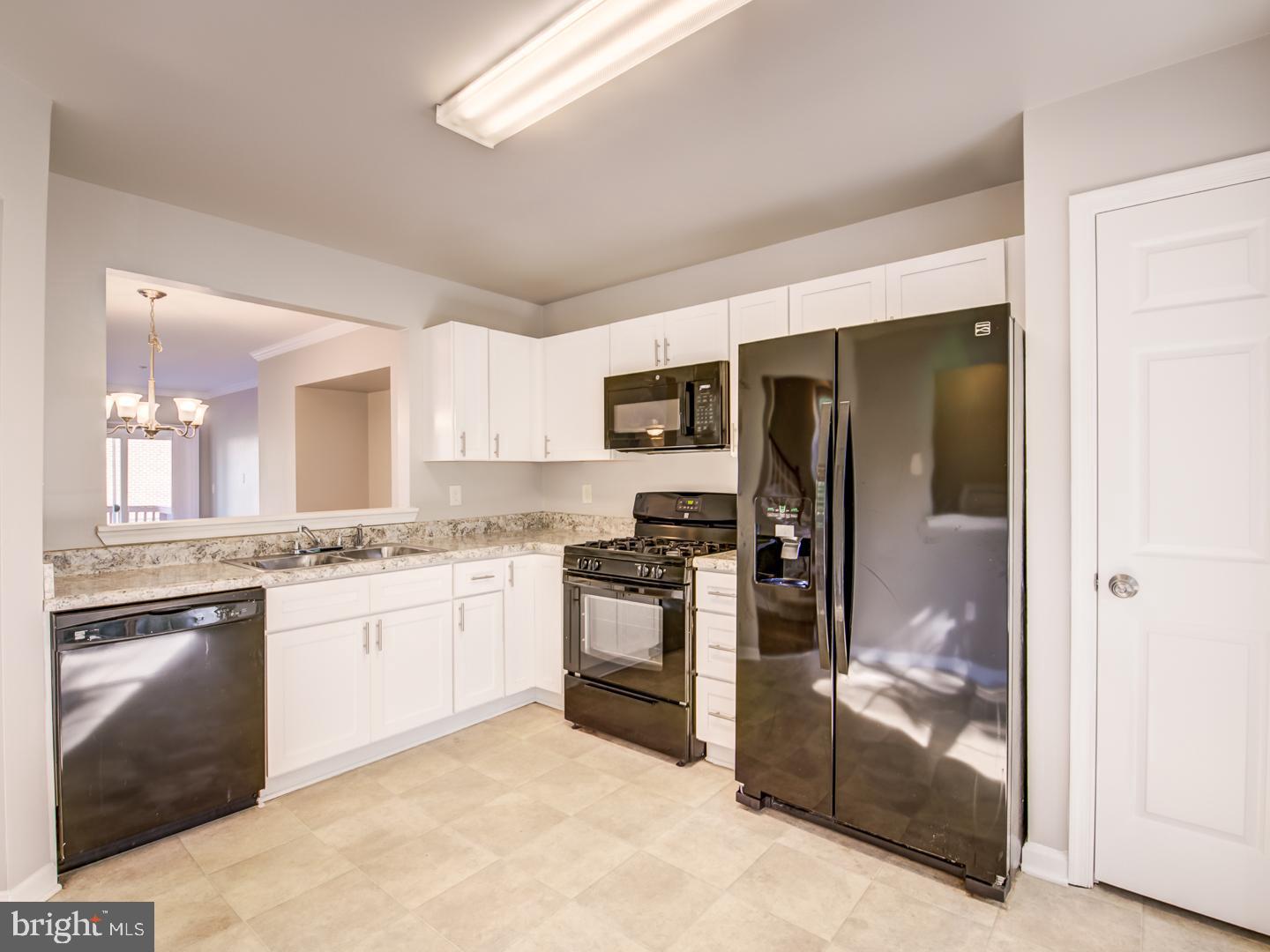 WOODVIEW VILLAGE - Residential