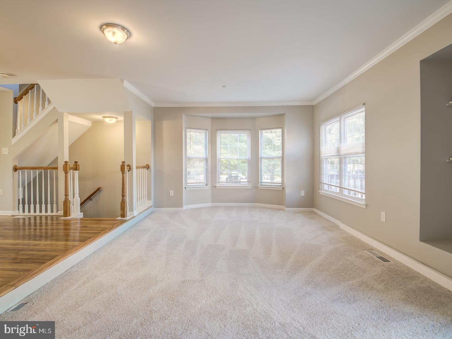 WOODVIEW VILLAGE - Residential