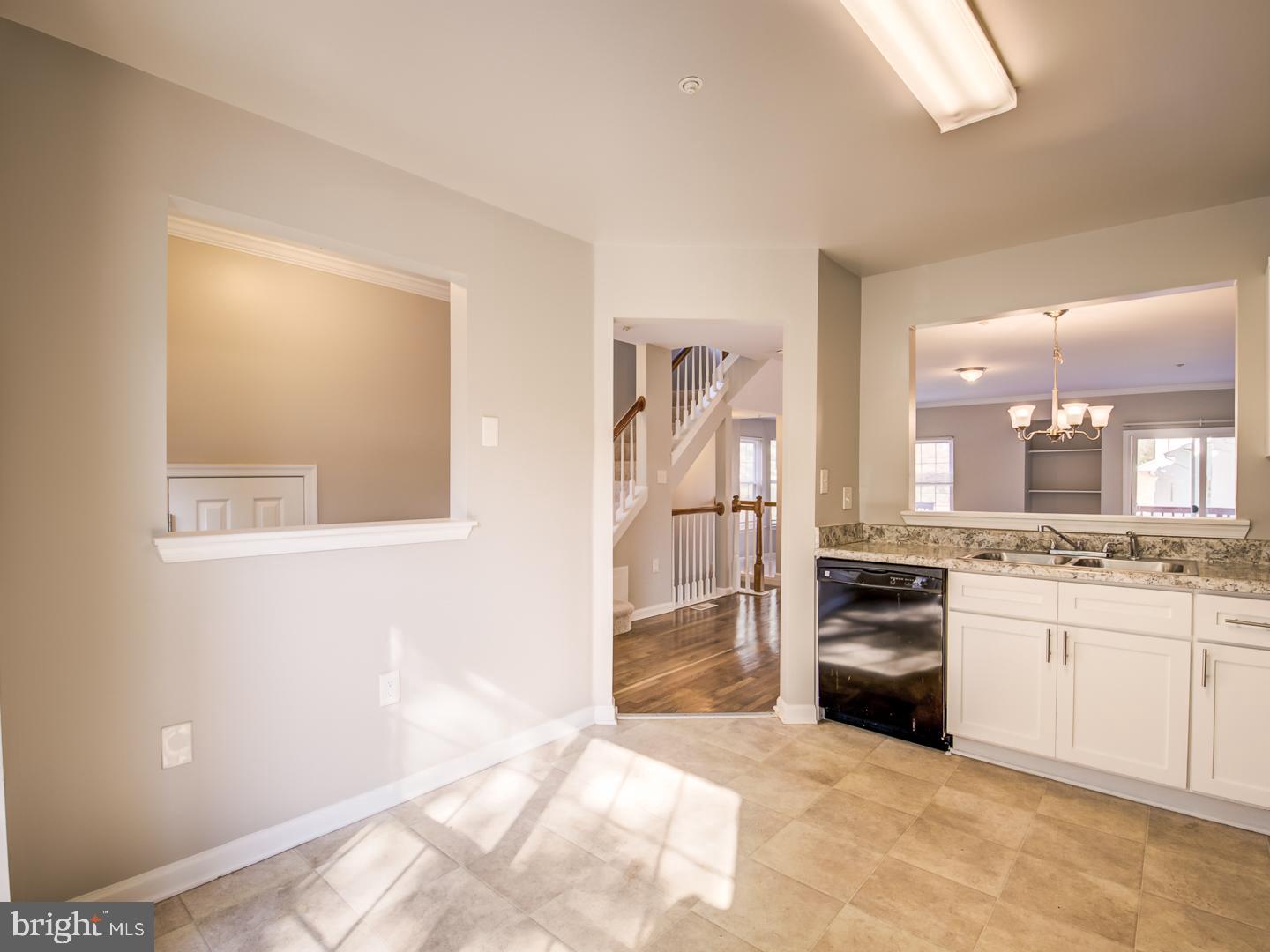 WOODVIEW VILLAGE - Residential