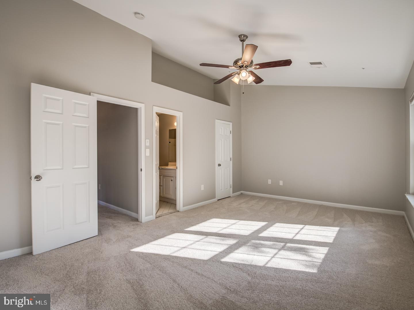 WOODVIEW VILLAGE - Residential