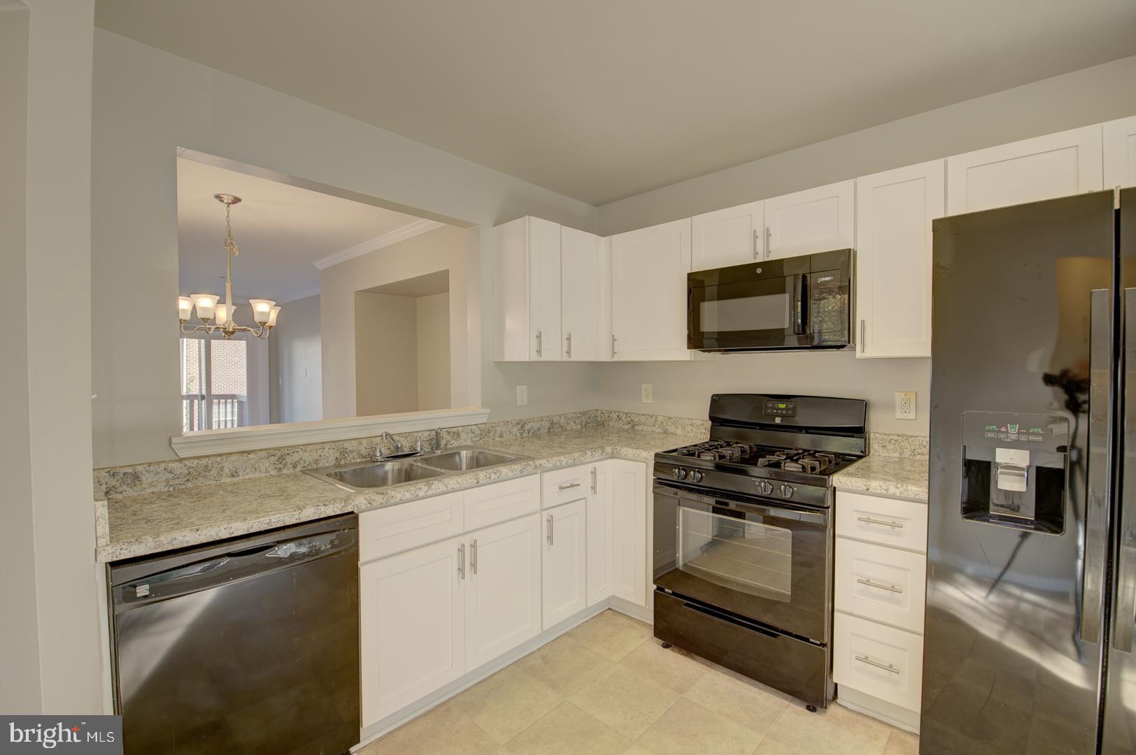 WOODVIEW VILLAGE - Residential