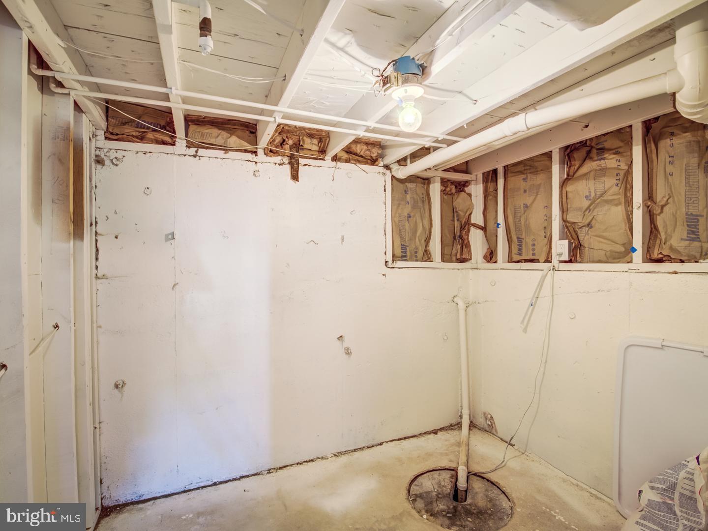 WOODVIEW VILLAGE - Residential