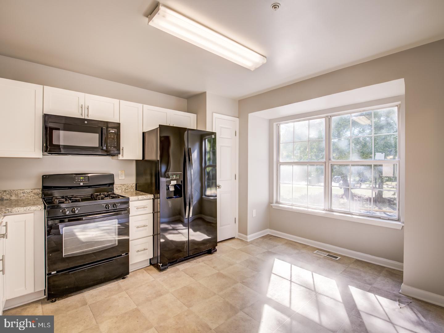 WOODVIEW VILLAGE - Residential