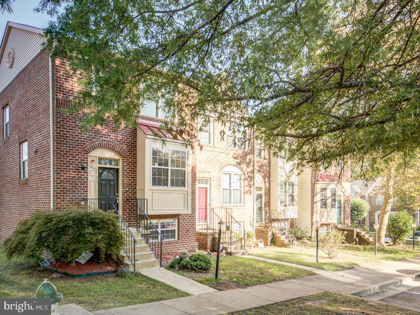 WOODVIEW VILLAGE - Residential