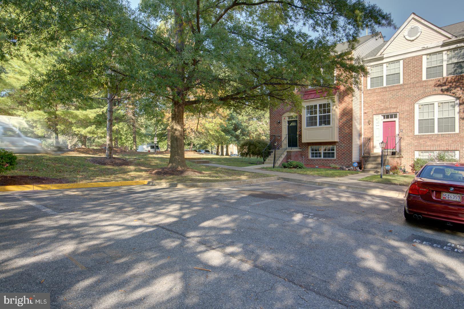 WOODVIEW VILLAGE - Residential