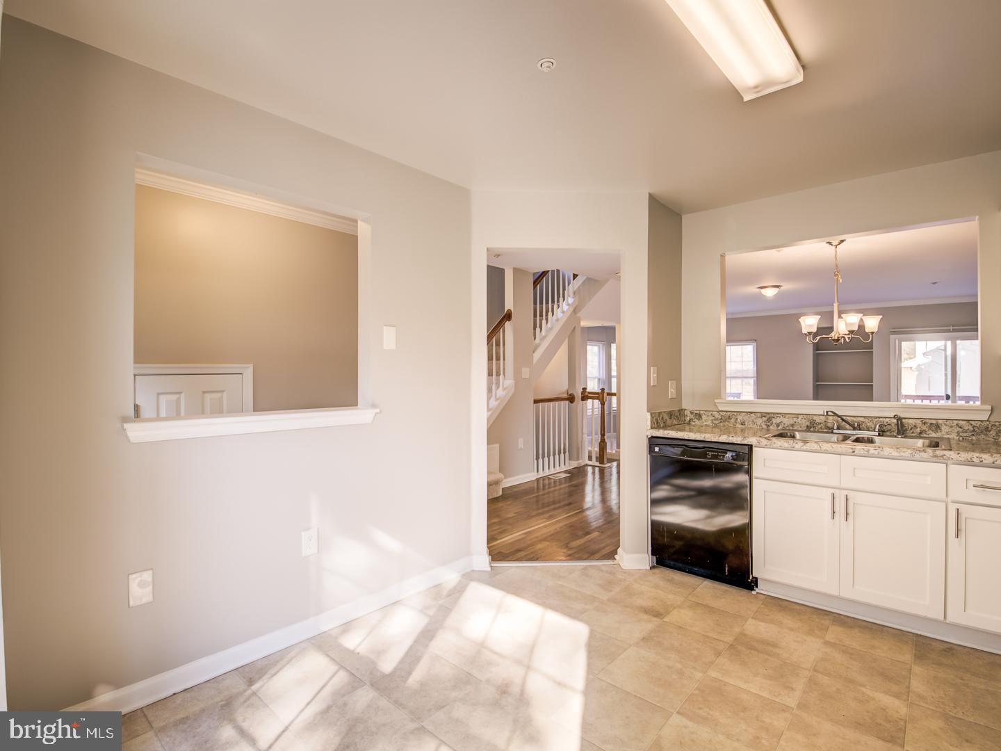 WOODVIEW VILLAGE - Residential