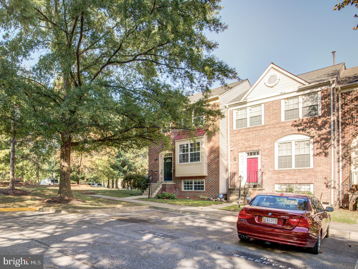 WOODVIEW VILLAGE - Residential