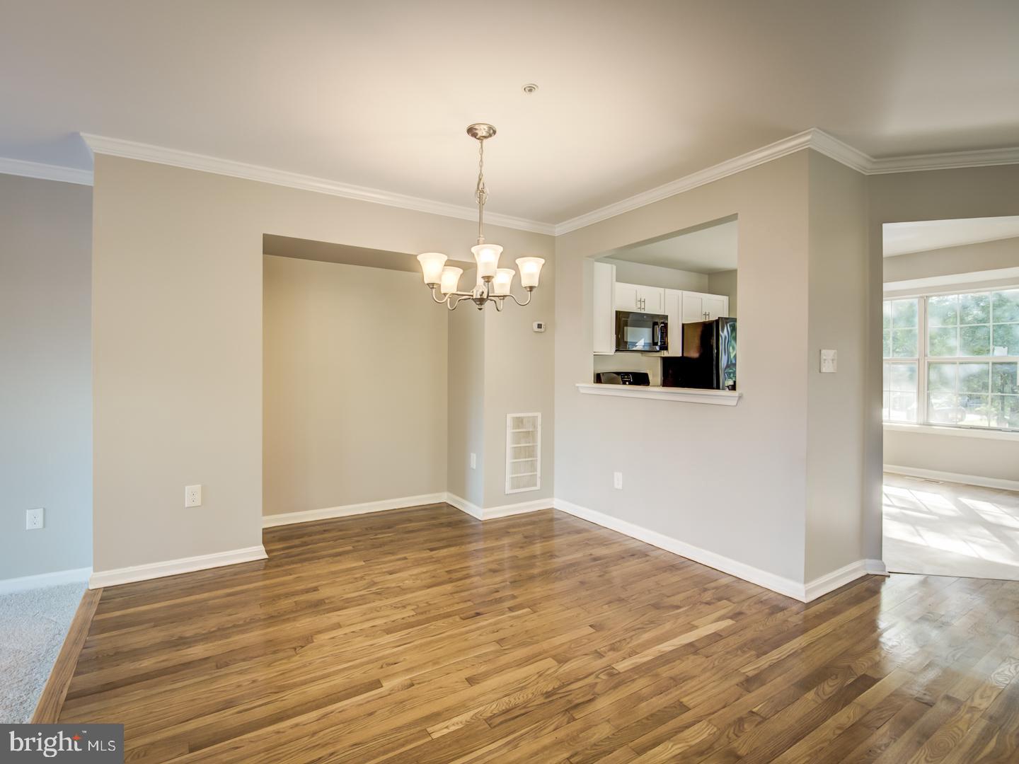 WOODVIEW VILLAGE - Residential