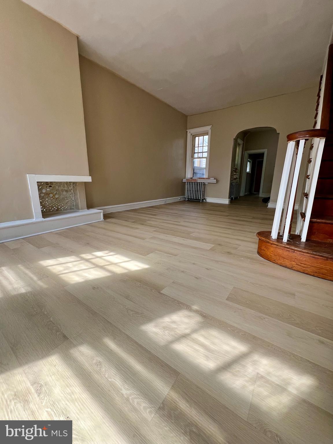 PORT RICHMOND - Residential Lease