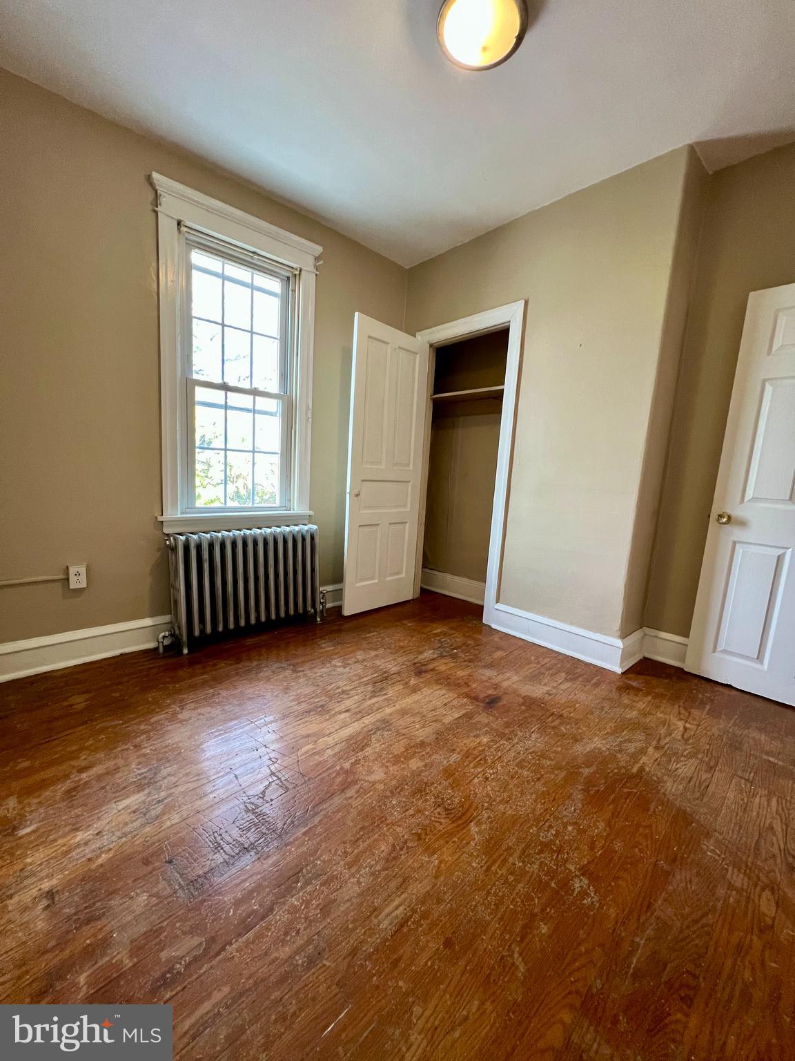 PORT RICHMOND - Residential Lease