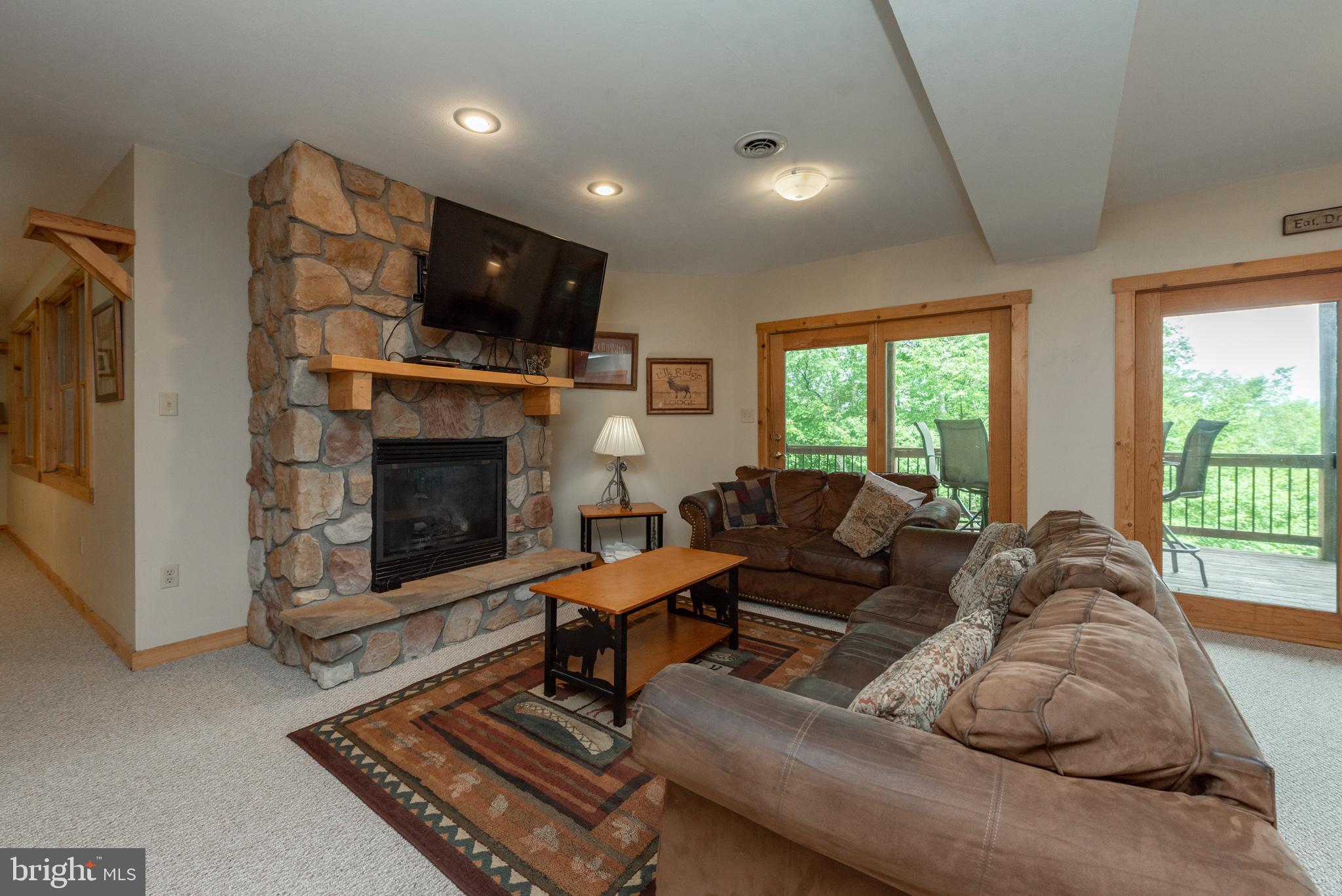 SUMMIT - Residential